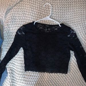 f21 floral black crop top